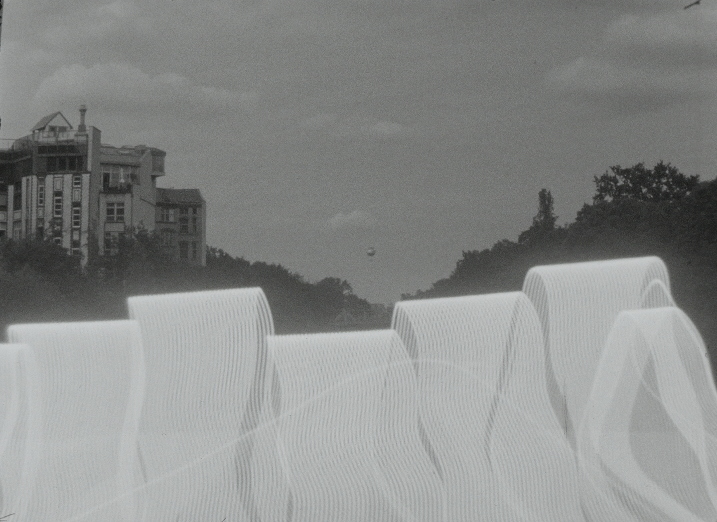 oscillation, still frame 01